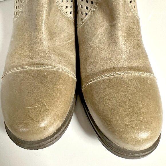 Sorel Major Pull On Perforated Boot - Picture 7 of 11